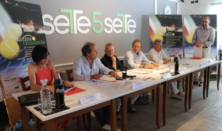 Un momento della conferenza stampa di presentazione del torneo