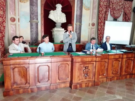 La presentazione dell'accordo per l'intervalliva