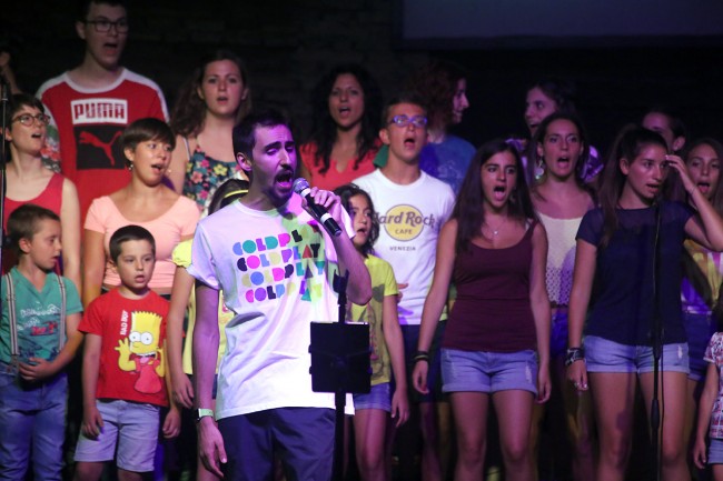 Pueri Cantores concerto piazza Macerata_Foto LB (7)
