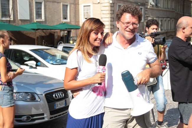 mezzogiorno italiano rai 1 a macerata presentatrice e regista del programma foto ap 27