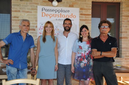 Foto di gruppo per Passeggiare Degustando
