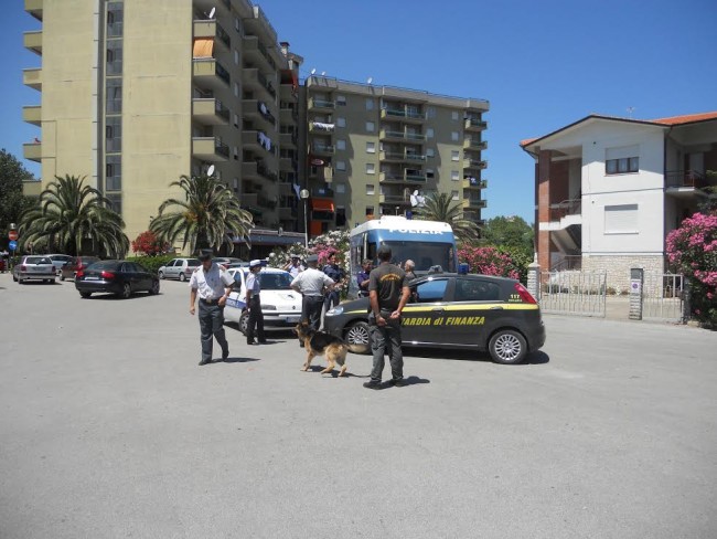 polizia porto recanati river village 6