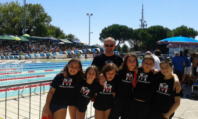 Le ragazze ai regionali di Pesaro