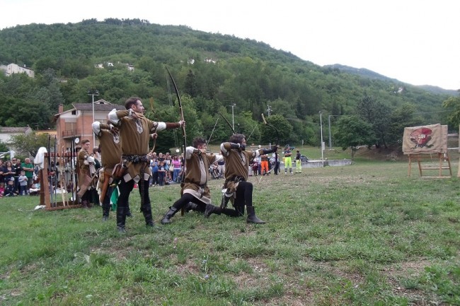 Corteo medievale a Fiuminata (4)