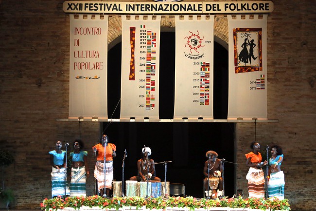 Fesitval_Folklore_2015_Foto LB (12)