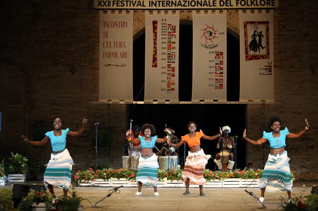 Fesitval_Folklore_2015_Foto LB (13)