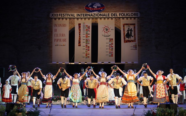 Festival_Folklore_2015_Foto LB (1)