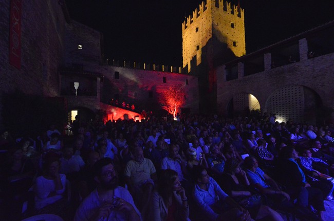 Il pubblico serale