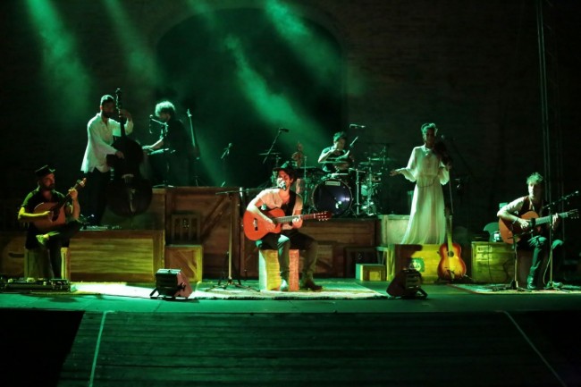 Mannarino live Sferisterio foto ap 7