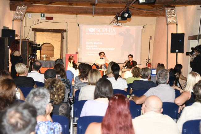 Philofiction con Eleonora Caruso e Andrea di Lecce