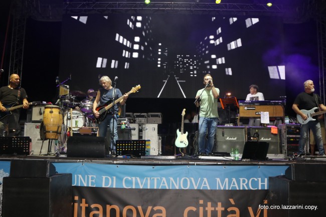 nomadi_civitanova_concerto (8)