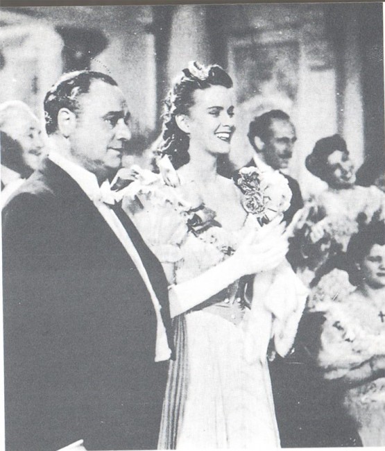 Beniamino Gigli e Alida Valli nel film I Pagliacci che venne girato contemporaneamente anche in versione tedesca con altri attori, salvo naturalmente il tenore protagonista