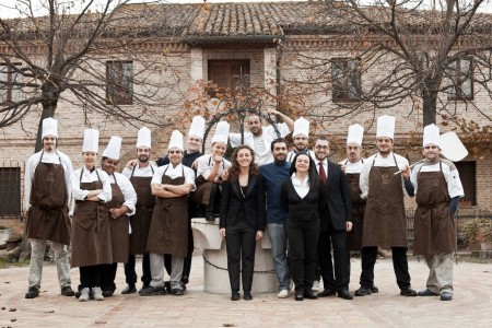 Michele Biagiola con lo staff de Le Case