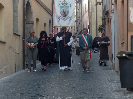 RIEVOCAZIONE 2015 CANESTRELLE CORTEO VIA SAN NICOLA foto