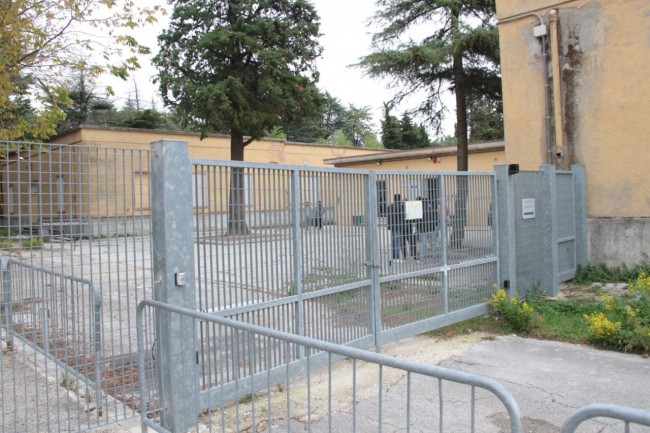 immigrati ufficio immigrazione foto ap 3