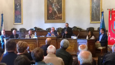 inaugurazione targa caduti sul lavoro treia (1)