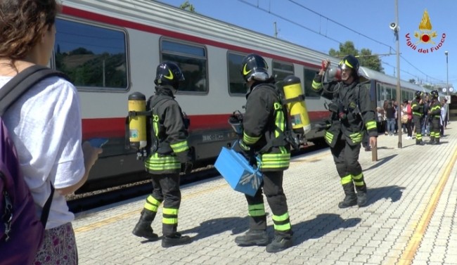 Ancona, incendio sul treno Frecciabianca Lecce-Milano
