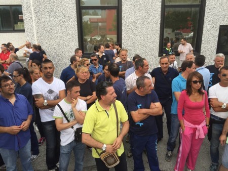 lavoratori best in assemblea