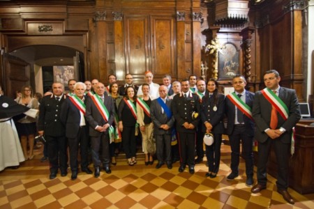 I sindaci dei 15 comuni con il cardinale Menichelli