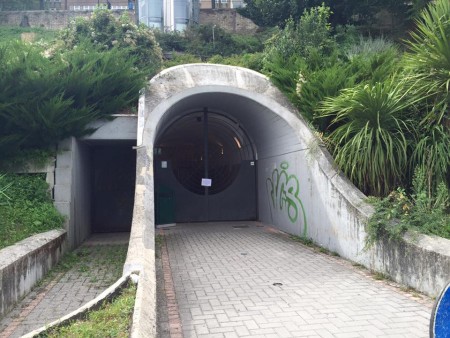 L'ingresso degli ascensori al parcheggio Garibaldi dove il cancello è stato chiuso per un guasto elettrico lunedì