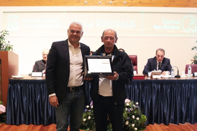 Premio a Marino Melappioni, attività di pesca in acque marine di Civitanova