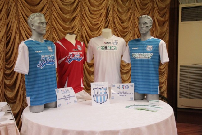 presentazione squadra calcio a 6 futsal passo treia a villa berta foto ap 26