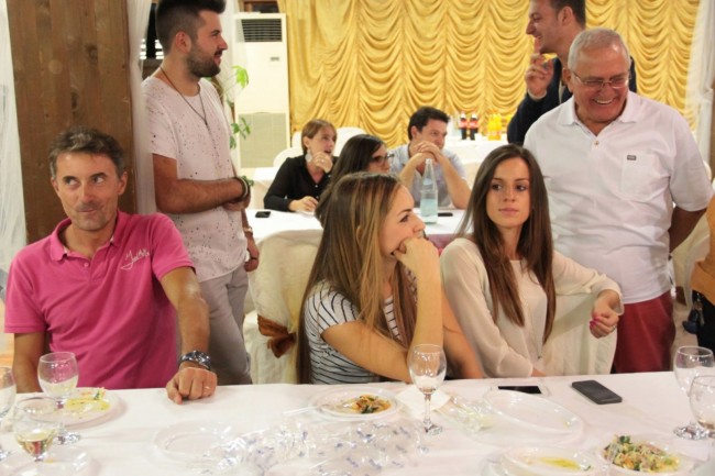 presentazione squadra calcio a 6 futsal passo treia a villa berta foto ap 30