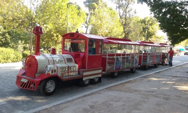 trenino atene 4