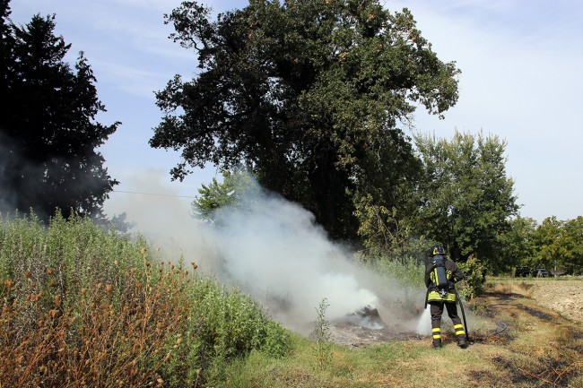vigili del fuoco incendio tolentino_foto LB (9)