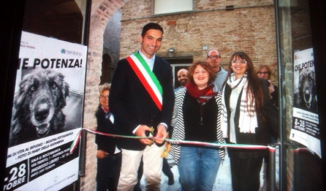 Il taglio del nastro
