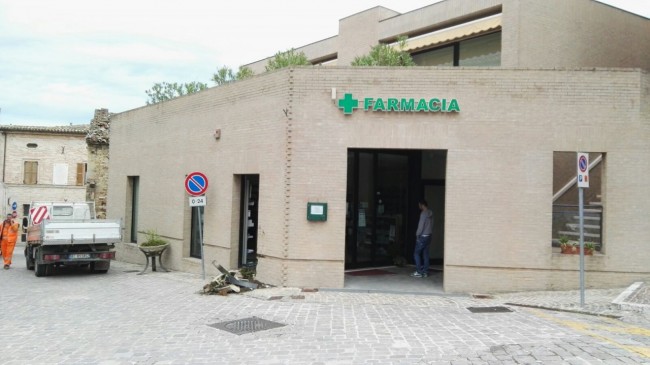Farmacia Montelupone (10)