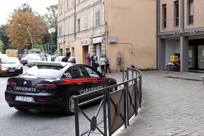 RAPINA BANCA CORSO CAIROLI (2)