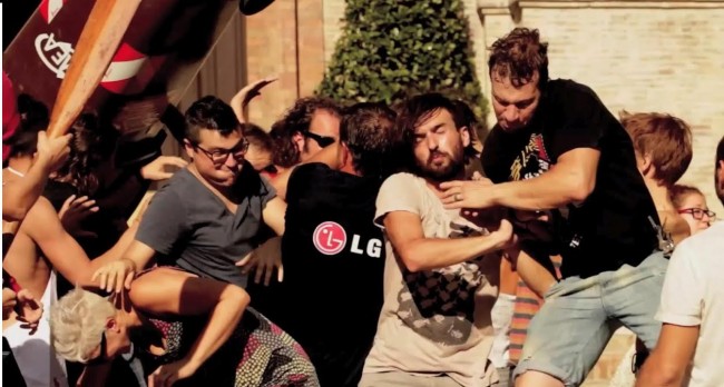 Solo per adulti making of del video i miei amici sono delle zecche