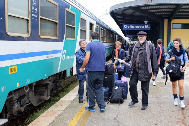 L'arrivo del treno Unitalsi a Civitanova