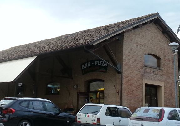 Il bar Il pendolino, dove è avvenuto uno dei due furti