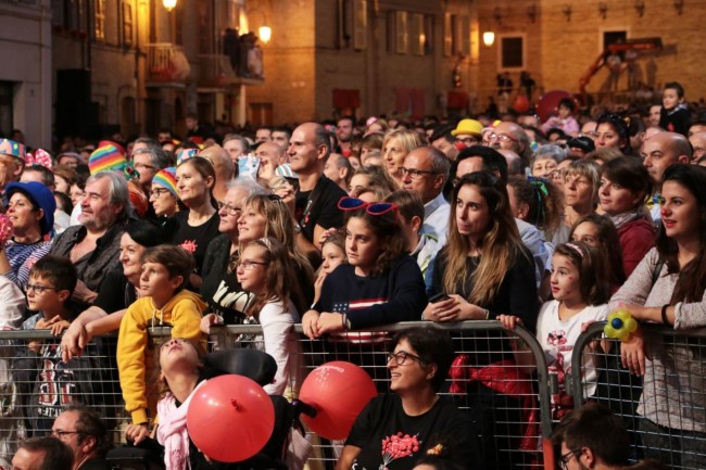 clown e clown festival monte san giusto città del sorriso premiazione brignano foto ap 4