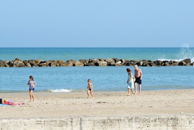 La famiglia in spiaggia