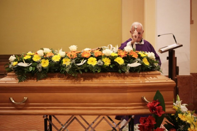 funerale meriggi chiesa cappuccini foto ap (8)