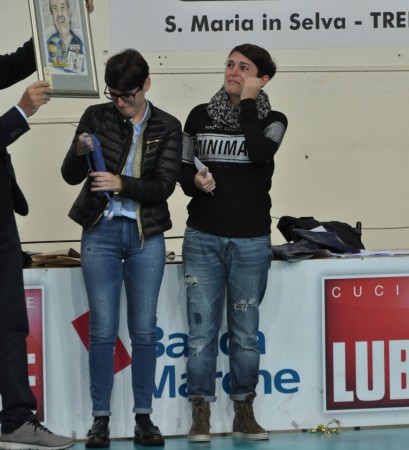 helvia volley 8