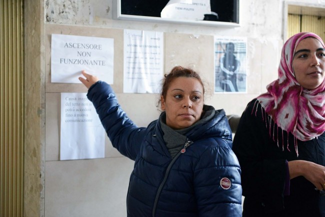 hotel house - protesta ascensori sequestrati (4)