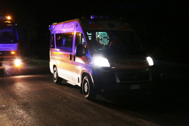 incidente morrovalle due auto foto ap (2)
