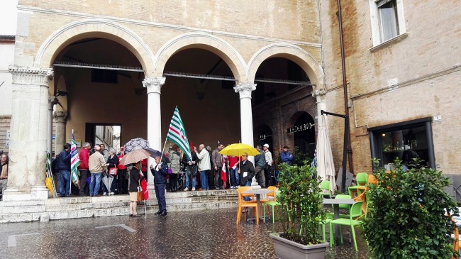 manifestazione cgil cisl uil_Foto LB (2)