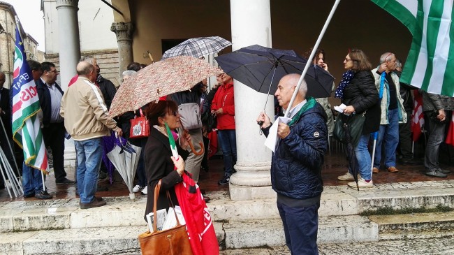 manifestazione cgil cisl uil_Foto LB (2)