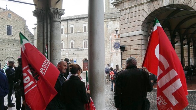 manifestazione cgil cisl uil_Foto LB (2)