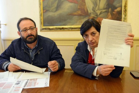 pierpaolo rossi e mirella franco con documenti - FDM