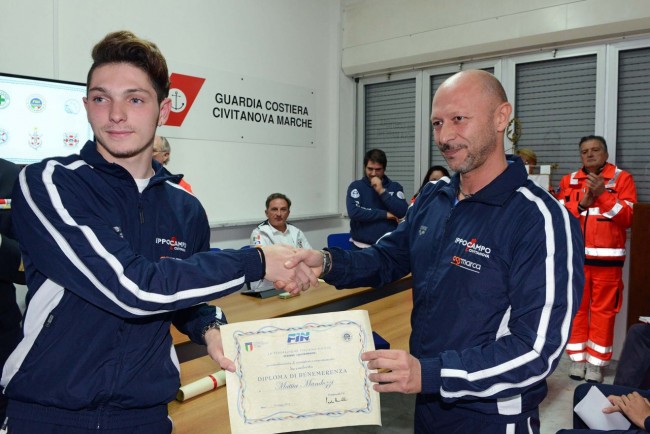 premiazioni guardia costiera civitanova - mattia mandozzi e pietro giulietti