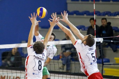 Ferdinando Lentini in azione contro i Lupi Santa Croce