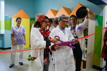 arredi pediatria luna a dondolo 4
