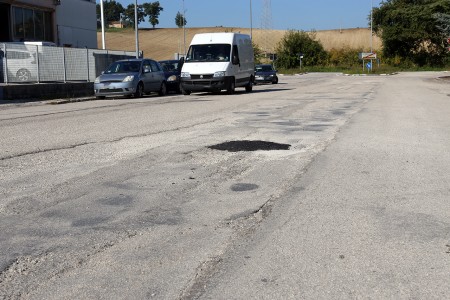 buche strada Sforzacosta_Foto LB (7)