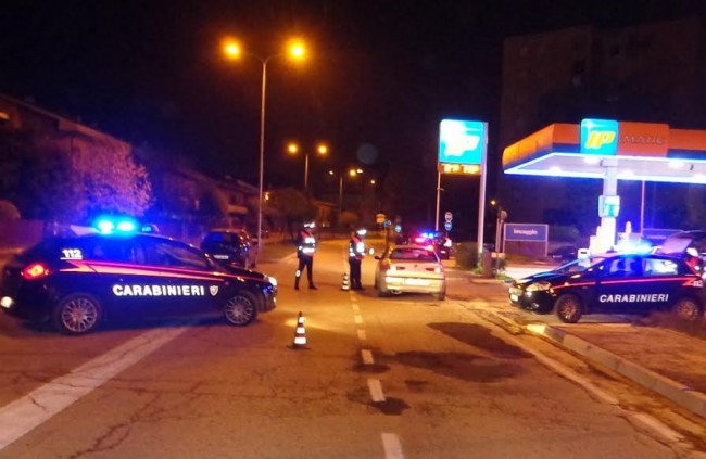 Posto di blocco dei carabinieri di Tolentino